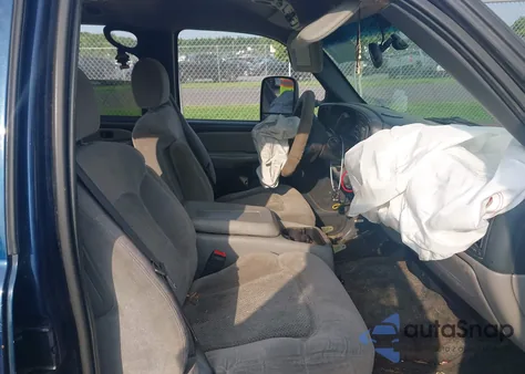 2001 Chevrolet Tahoe Ls from USA, damaged, VIN 1GNEK13TX1J123691